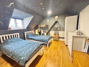 Photo 21- click for photo gallery